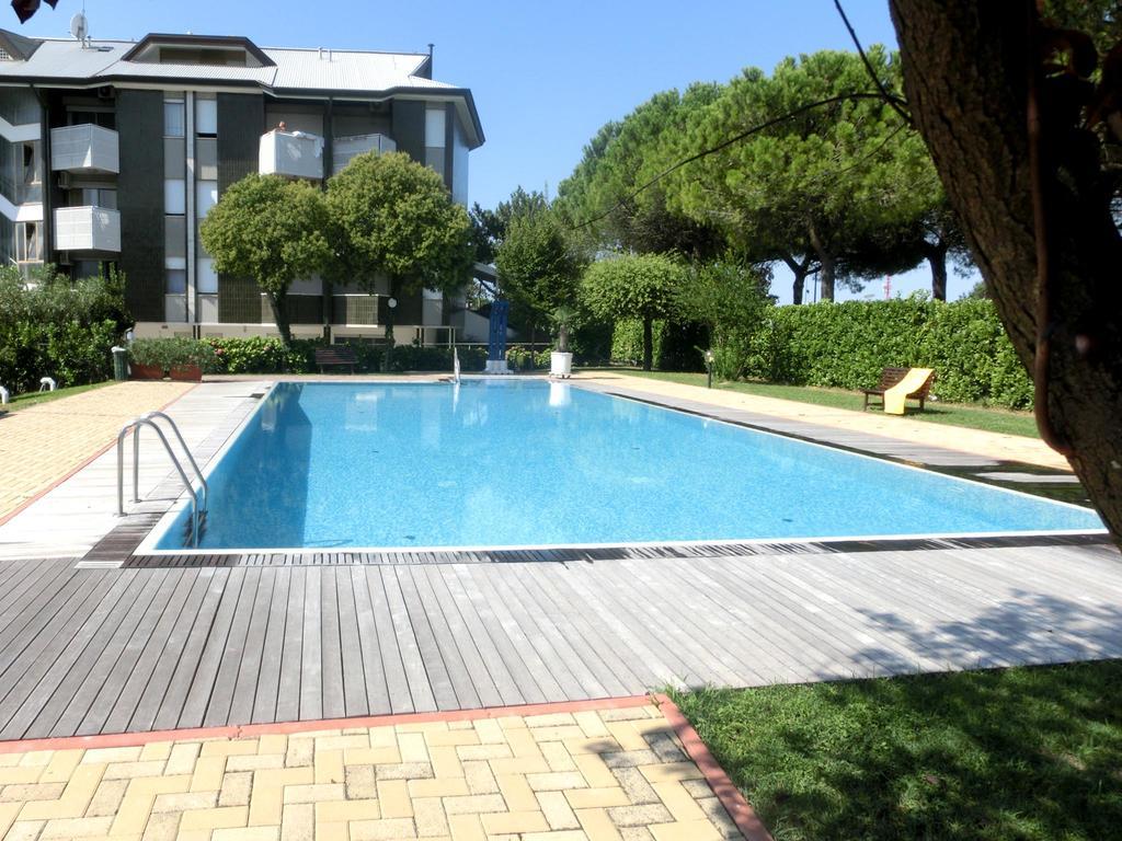 Casa Marina Apartment Lignano Sabbiadoro Exterior foto